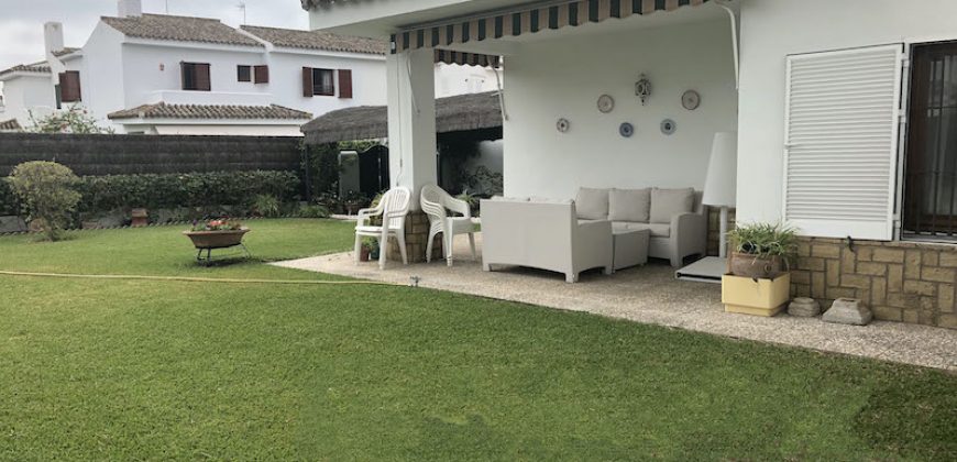 168, chalet pareado cerca de la playa