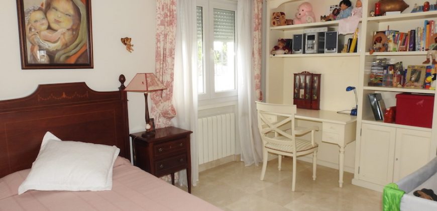 627 chalet independiente con piscina