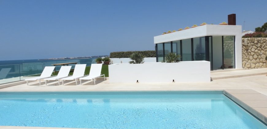 337, alquila por temporada casa al borde del mar
