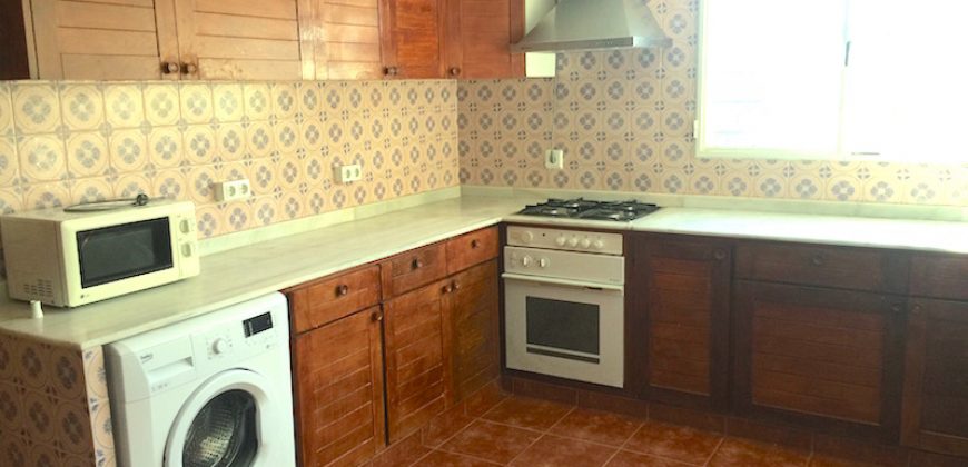 426, se alquila en JULIO casa con espectacular jardin