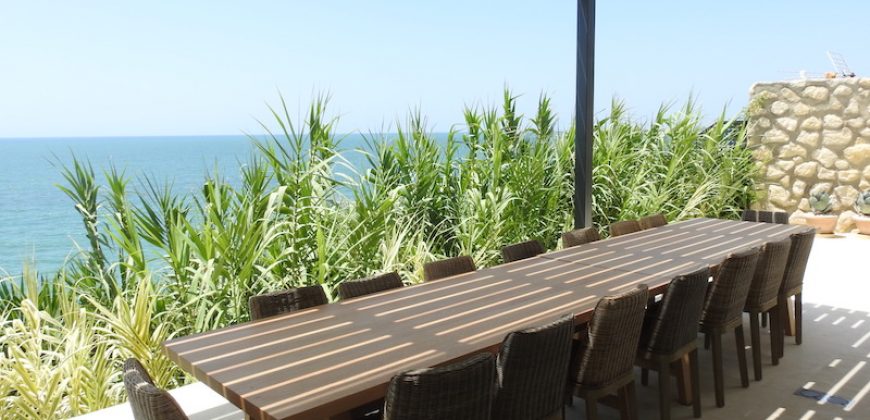 337, alquila por temporada casa al borde del mar