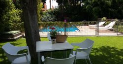 426, se alquila en JULIO casa con espectacular jardin