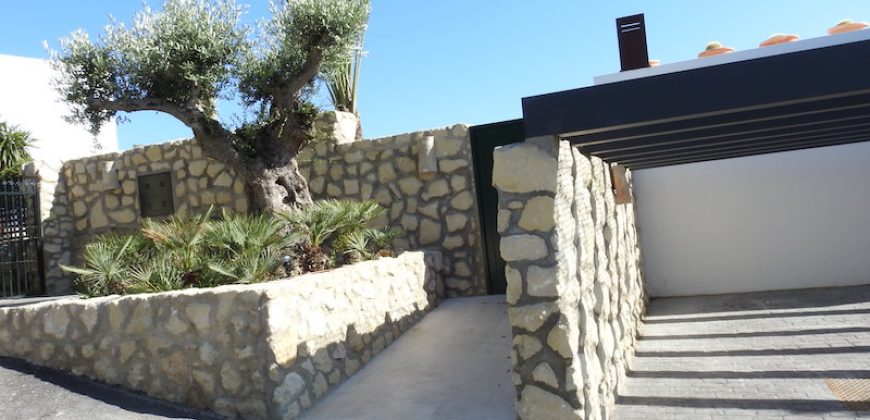 337, alquila por temporada casa al borde del mar