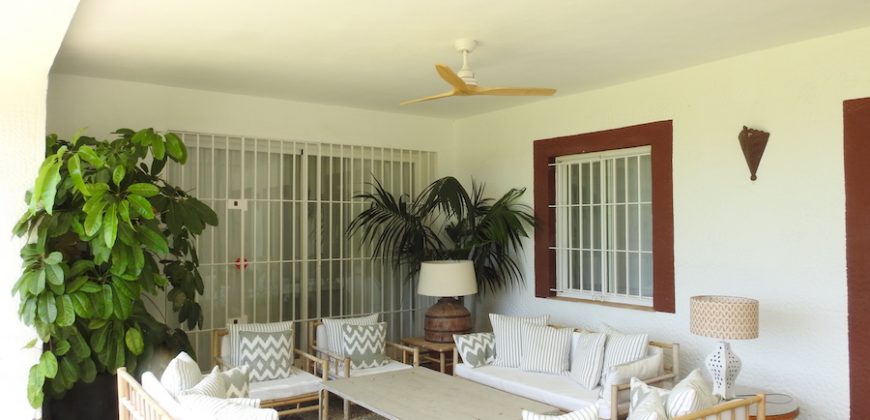 336, Se alquila casa con espectaculares vistas al mar