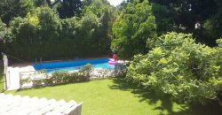 426, se alquila en JULIO casa con espectacular jardin