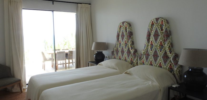 337, alquila por temporada casa al borde del mar