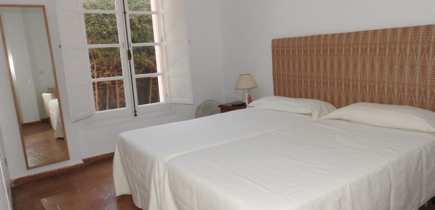 651, se alquila en Julio esta casa en Vistahermosa cerca de la playa