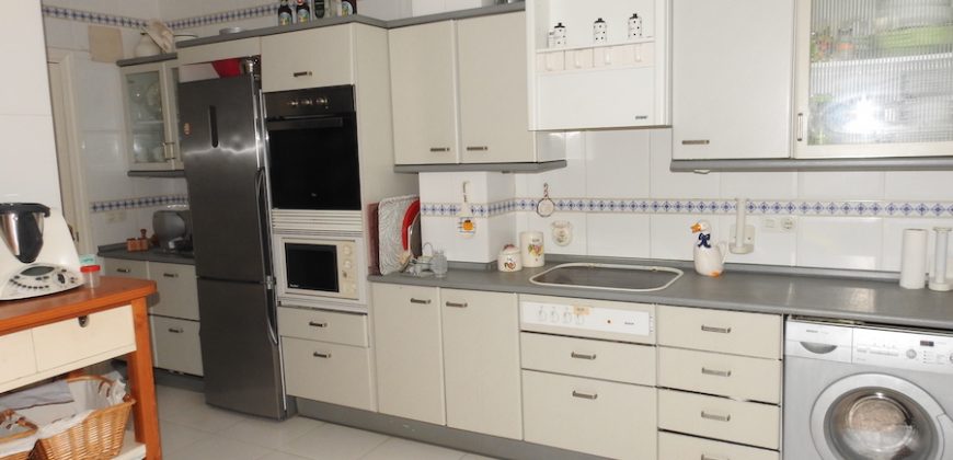 657, casa en Vistahermosa al lado de la Casa Grande