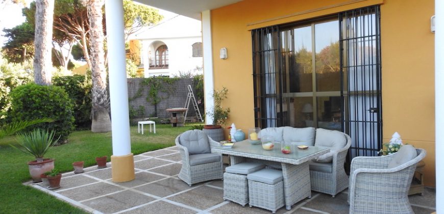 657, casa en Vistahermosa al lado de la Casa Grande