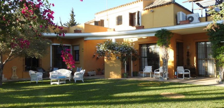 657, casa en Vistahermosa al lado de la Casa Grande