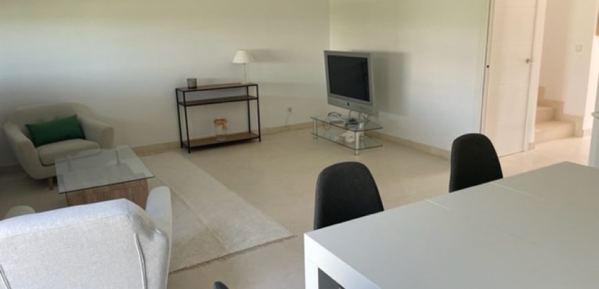 456, se alquila casa en urbanización de lujo