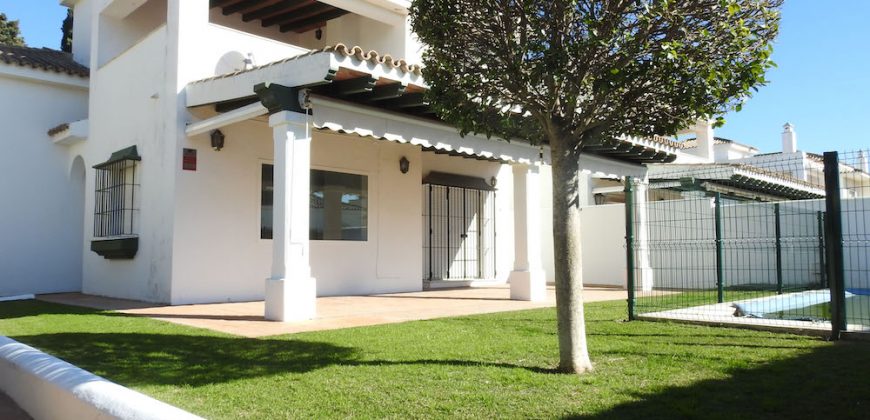 667, casa en alquiler entre Vistahermosa y Puerto Sherry