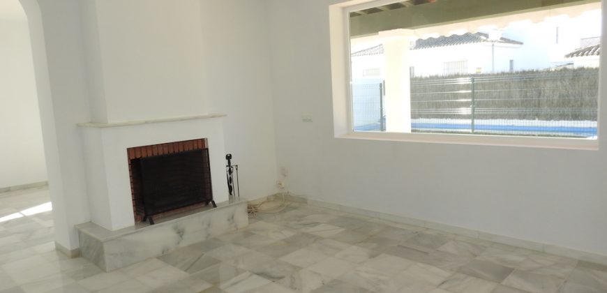 667, casa en alquiler entre Vistahermosa y Puerto Sherry