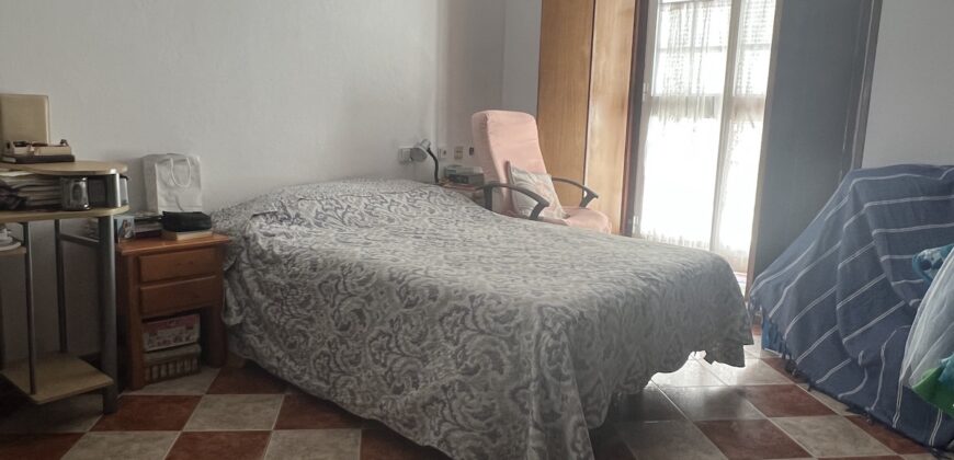 764, Vivienda en centro urbano